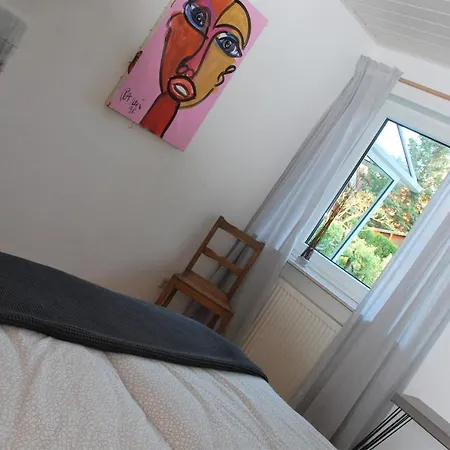 Gartenhaus Am Weinberg Апартаменты *