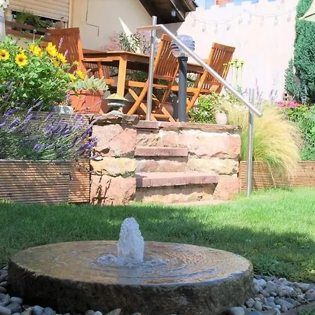 Gartenhaus Am Weinberg شقة Bochingen