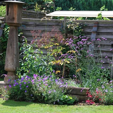 Gartenhaus Am Weinberg Bochingen