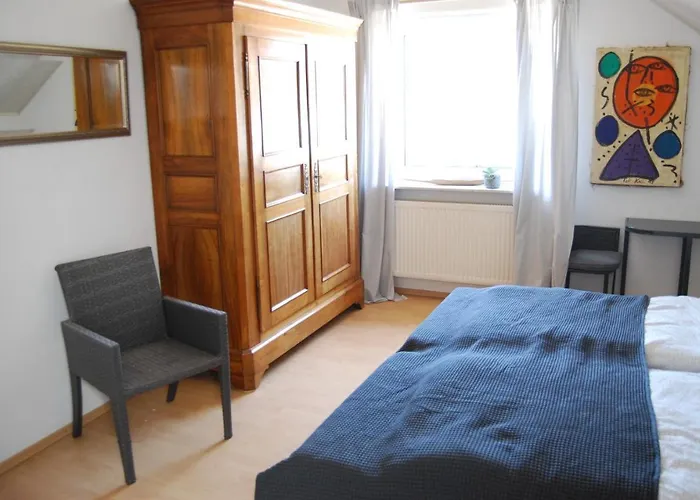 Gartenhaus Am Weinberg * Böchingen